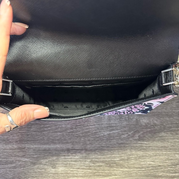 Kate Spade Carson Dahlia Floral Pattern Convertible Crossbody Bag - Picture 5 of 5